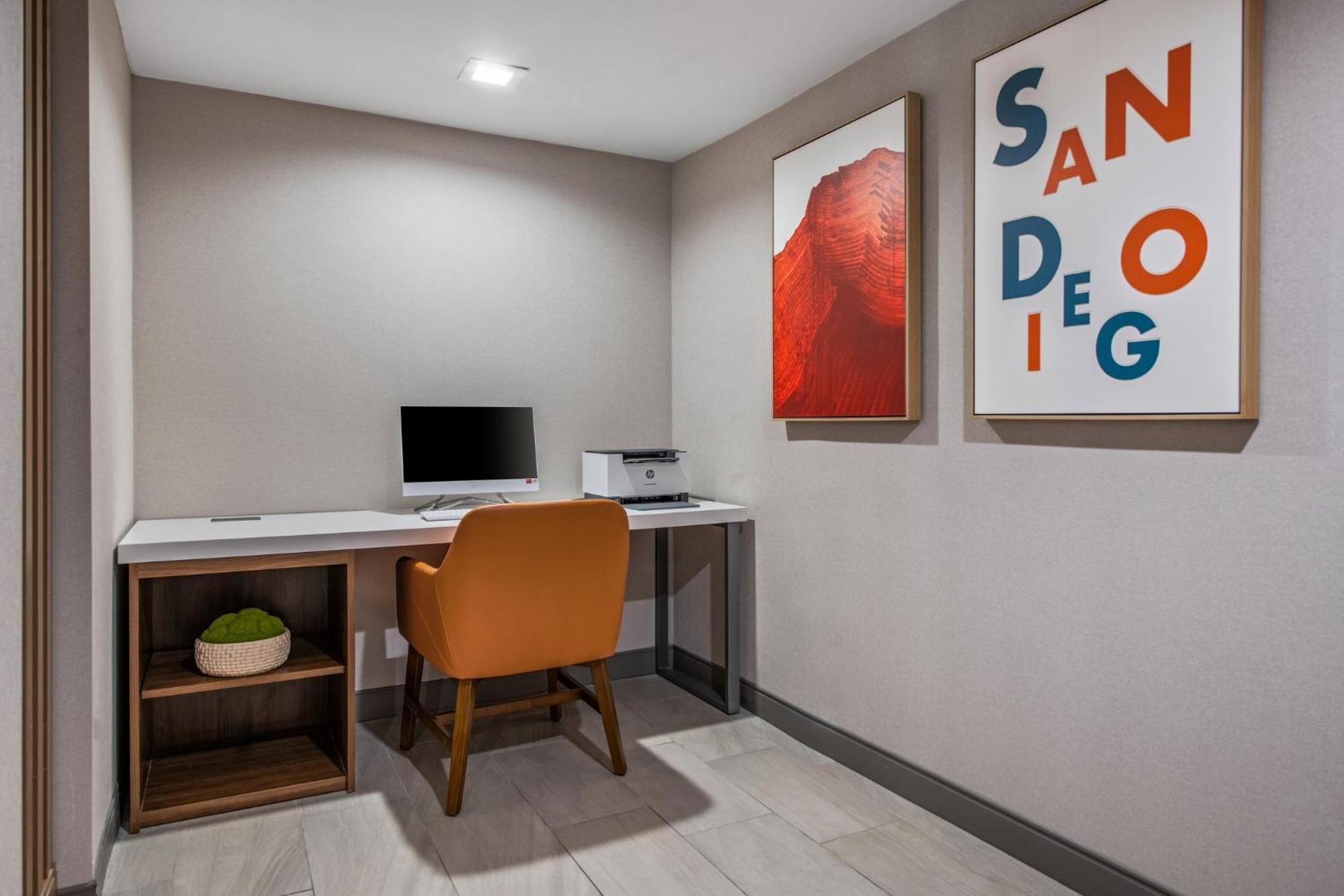 Holiday Inn Express San Diego - Sorrento Valley By Ihg Eksteriør bilde