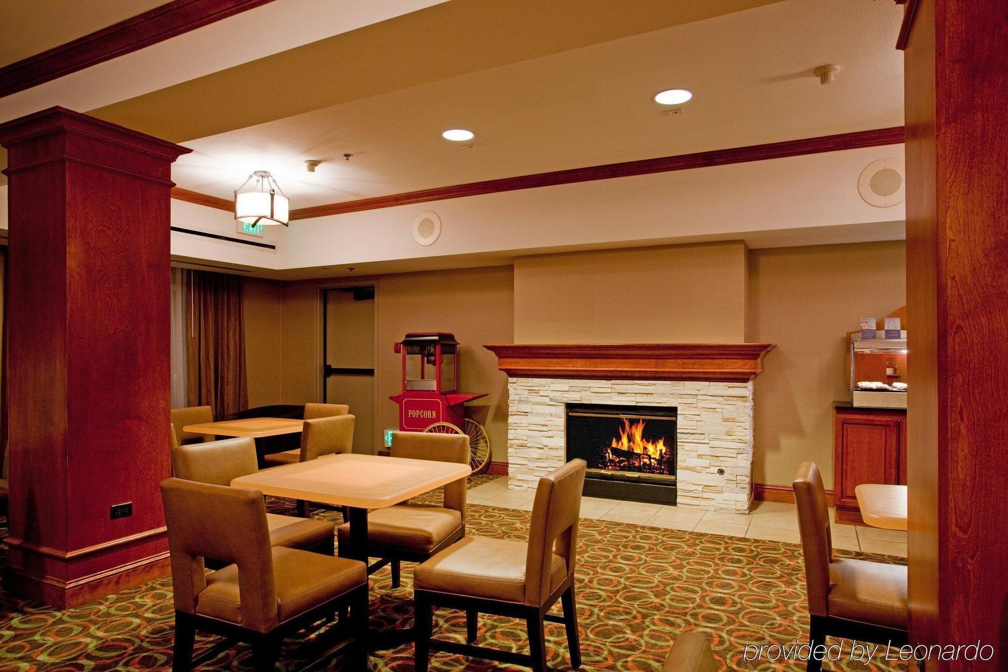 Holiday Inn Express San Diego - Sorrento Valley By Ihg Restaurant bilde